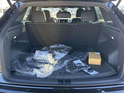 New 2026 Volkswagen Atlas Cross Sport SE image 10