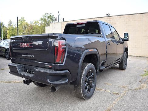 New 2026 GMC Sierra 2500 AT4 w/ AT4 Premium Plus Package image 8