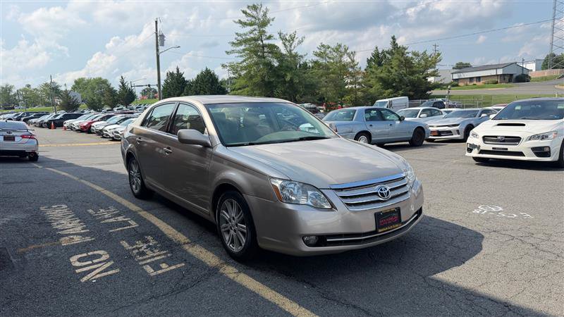 Used 2007 Toyota Avalon Limited FWD image 2