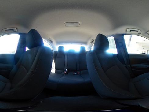 Used 2025 Toyota Corolla LE FWD image 40