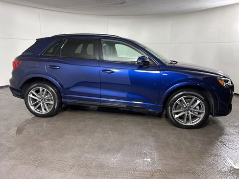 Used 2025 Audi Q3 2.0T Premium w/ Convenience Package image 8