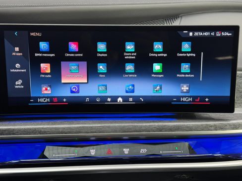 Used 2023 BMW 760i xDrive w/ Executive Package image 26