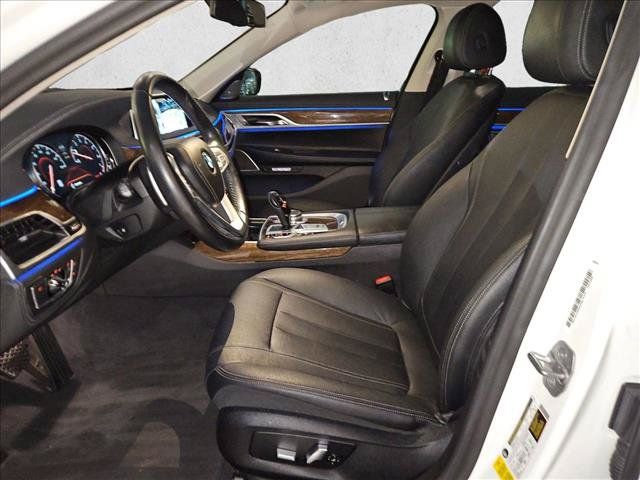 Used 2017 BMW 740i RWD image 14