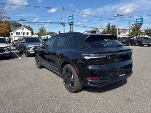 New 2025 Chevrolet Equinox EV RS image 3