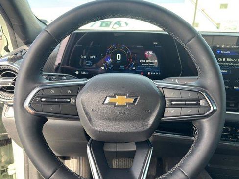 Used 2025 Chevrolet Equinox LT image 26