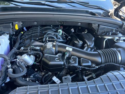 New 2025 Jeep Grand Cherokee Limited w/ Trailer Tow Package image 3