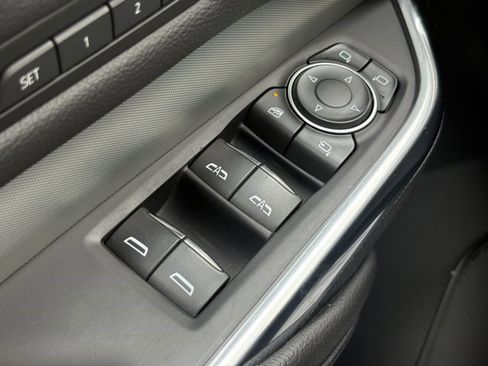 Certified 2023 Cadillac XT4 Premium Luxury image 30