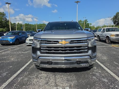 Used 2023 Chevrolet Silverado 1500 LTZ w/ LTZ Premium Package AWD/4WD image 8