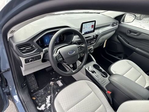 New 2025 Ford Escape Active w/ Cold Weather Package image 15