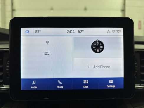 Used 2023 Ford Explorer XLT w/ Equipment Group 202A AWD/4WD image 29