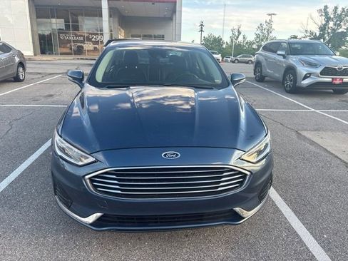 Used 2019 Ford Fusion SEL FWD image 6
