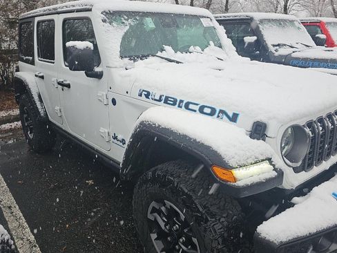 Used 2025 Jeep Wrangler Unlimited Rubicon 4xe w/ Safety Group image 2