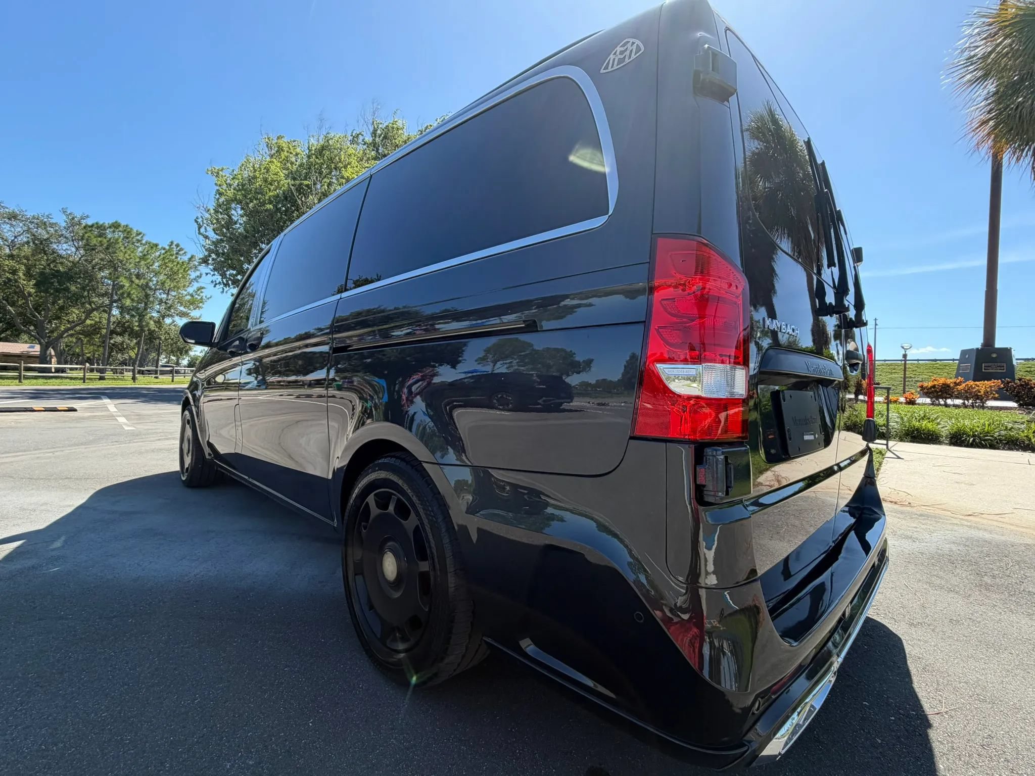 Used 2021 Mercedes-Benz Metris Passenger w/ Premium Safety Package image 16