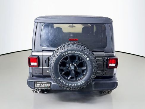 Used 2020 Jeep Wrangler Sport image 6