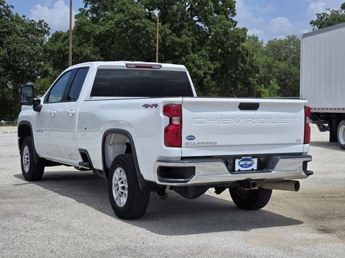 Used 2023 Chevrolet Silverado 2500 LT w/ Fleet Comfort Package AWD/4WD image 5