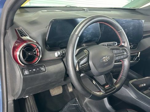 Used 2025 Chevrolet Equinox RS w/ Convenience Package III AWD/4WD image 6