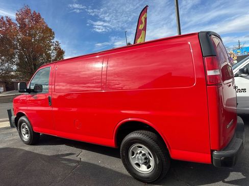 Used 2019 Chevrolet Express 2500 w/ Driver Convenience Package image 9