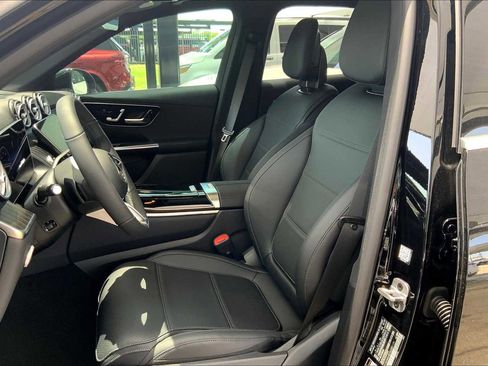 New 2025 Mercedes-Benz GLC 300 GLC 300 image 17