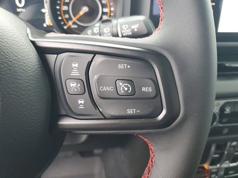Used 2024 Jeep Wrangler Unlimited Rubicon w/ Safety Group AWD/4WD image 31