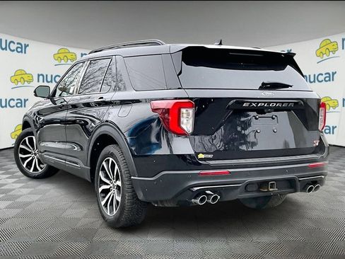 Used 2020 Ford Explorer ST image 2