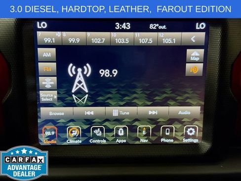 Used 2023 Jeep Wrangler Unlimited Rubicon AWD/4WD image 15