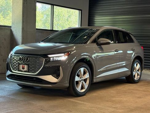 Used 2023 Audi Q4 e-tron Premium w/ Convenience Package AWD/4WD image 1