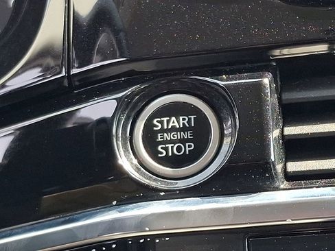 Certified 2023 Nissan Pathfinder SL image 24