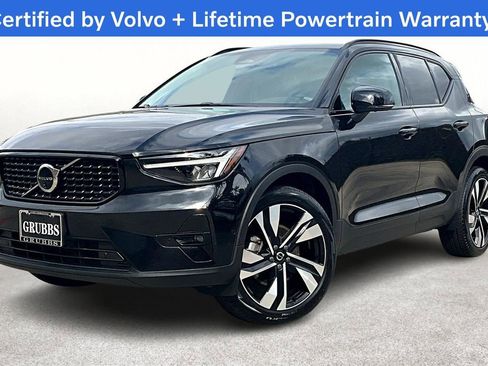 Certified 2023 Volvo XC40 B5 Plus w/ Driver Assist Package image 13