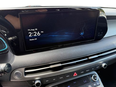 Used 2024 Hyundai Palisade SEL FWD image 12