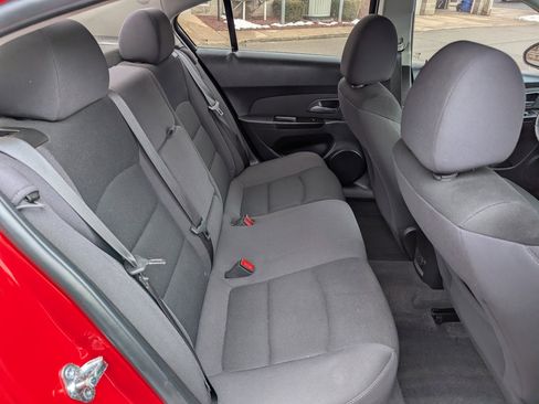 Used 2014 Chevrolet Cruze LT image 23