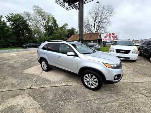 Used 2011 Kia Sorento EX w/ Premium Pkg image 8