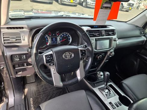 Used 2016 Toyota 4Runner SR5 Premium AWD/4WD image 6