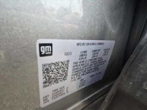 Used 2024 Chevrolet Trax LT w/ Driver Confidence Package FWD image 18