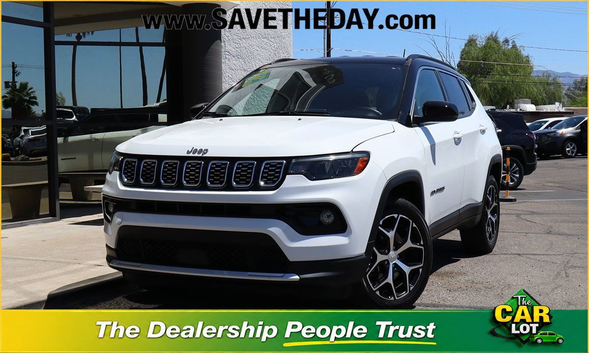 Used 2024 Jeep Compass Limited AWD/4WD image 1