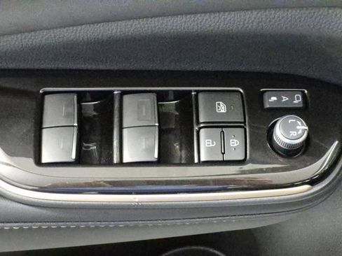 New 2026 Toyota Crown Signia AWD/4WD image 16