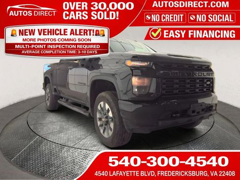 Used 2021 Chevrolet Silverado 2500 Custom w/ Custom Value Package AWD/4WD image 1