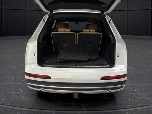 Used 2022 Audi Q7 3.0T Prestige w/ Prestige Package image 16