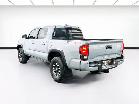Used 2018 Toyota Tacoma TRD Off-Road image 6