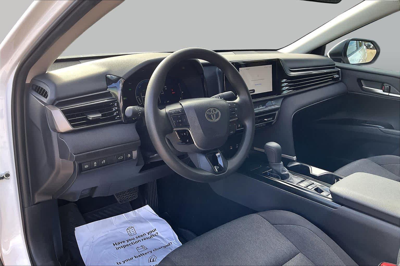 Used 2026 Toyota Camry LE w/ Convenience Package FWD image 17