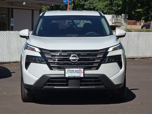 New 2026 Nissan Rogue SV AWD/4WD image 10