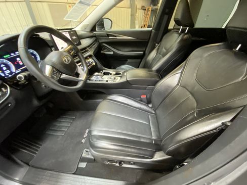 Used 2025 INFINITI QX60 Luxe image 22