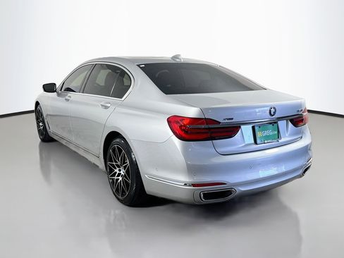 Used 2017 BMW 750i xDrive AWD/4WD image 7