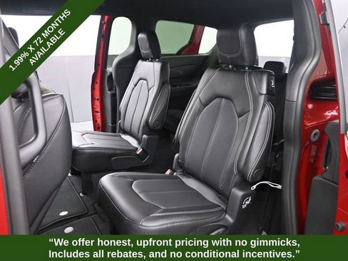 New 2026 Chrysler Voyager LX image 13