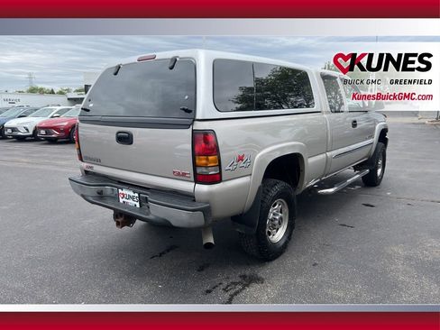 Used 2005 GMC Sierra 2500 SLE w/ Snow Plow Prep Package AWD/4WD image 5