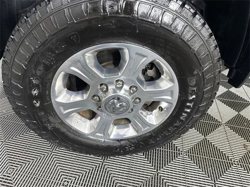 Used 2019 RAM 3500 Big Horn image 2