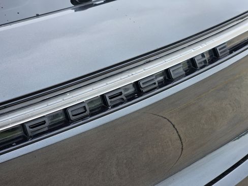 Used 2021 Porsche Macan AWD/4WD image 27