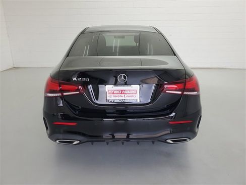 Used 2022 Mercedes-Benz A 220 image 6