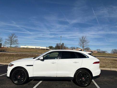 Used 2020 Jaguar F-PACE Prestige image 7