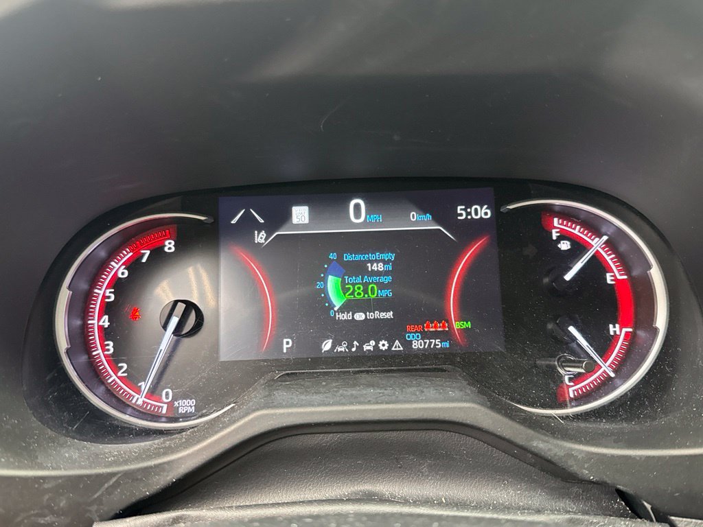 Used 2023 Toyota RAV4 XLE Premium FWD image 20