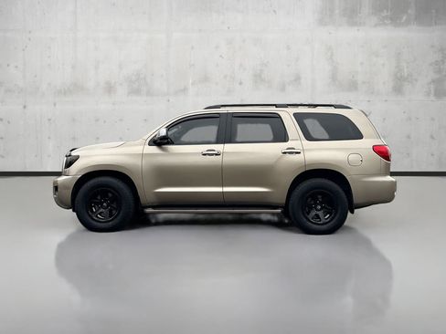 Used 2008 Toyota Sequoia Platinum image 4